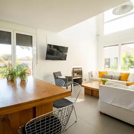 Feriehus La Ren Lecres Casa Piscina Jardin Y Barbacoa Vadocondes