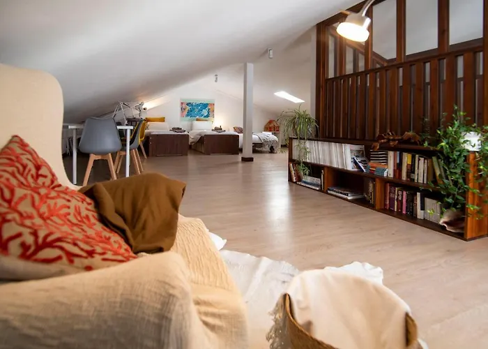 Casa Con Piscina La Ren Lecrés Hébergement de vacances